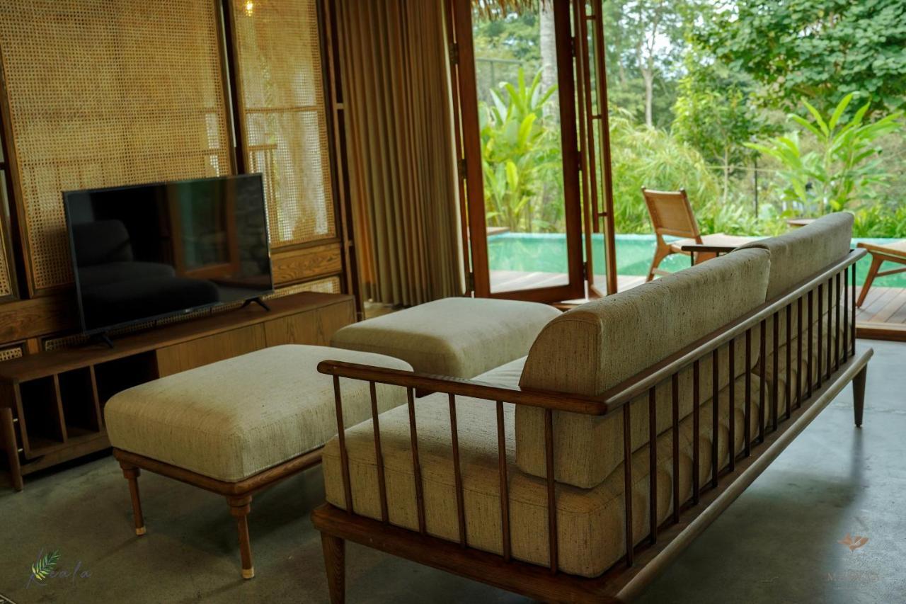 Maayaa Riverside Villa By Kpm Tripenta Attappadi Exterior foto