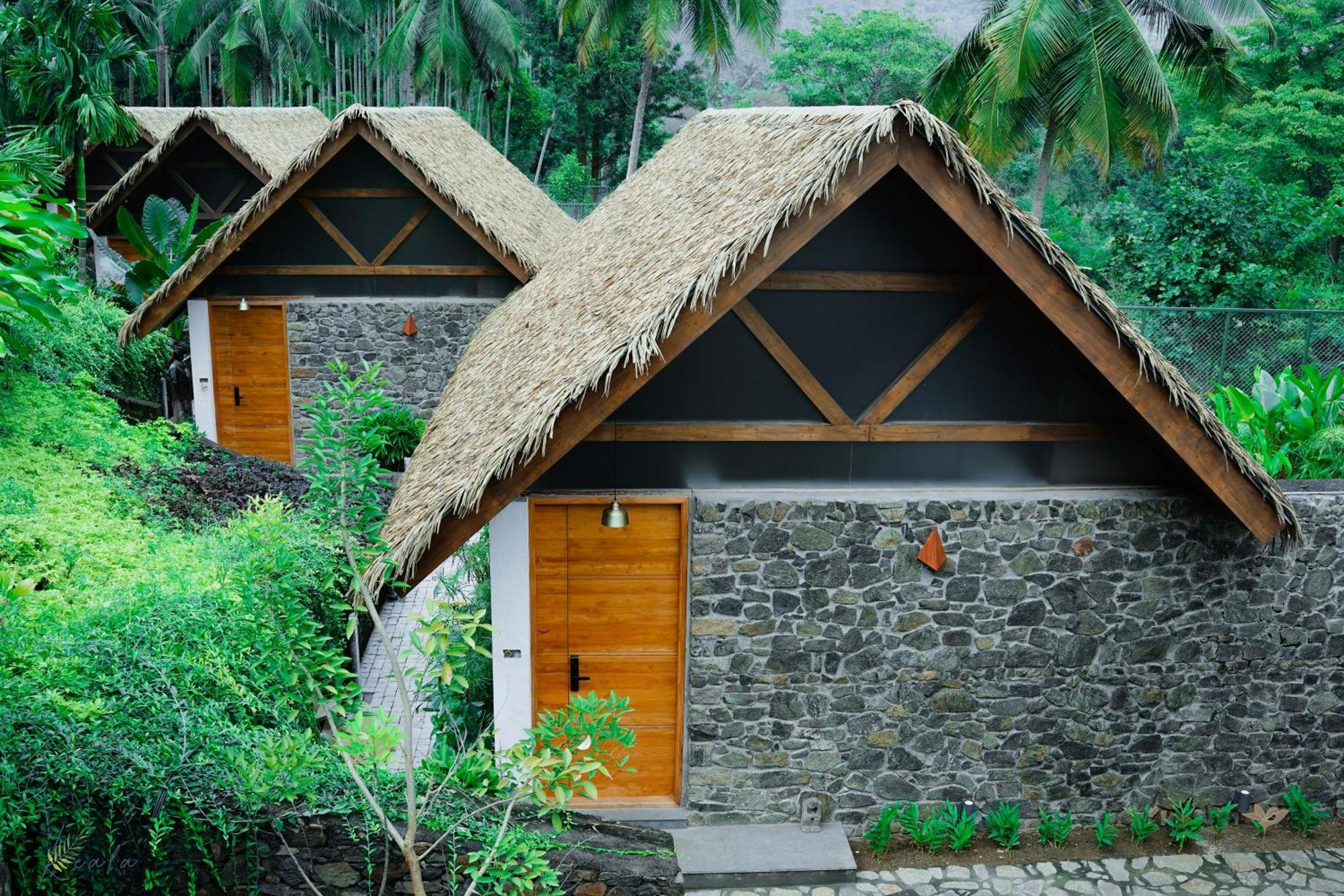 Maayaa Riverside Villa By Kpm Tripenta Attappadi Exterior foto